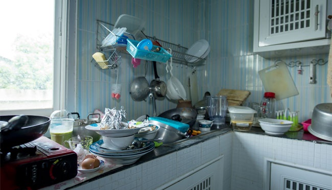 Kesalahan Penataan Dapur yang Membuat Rumah Terlihat Berantakan